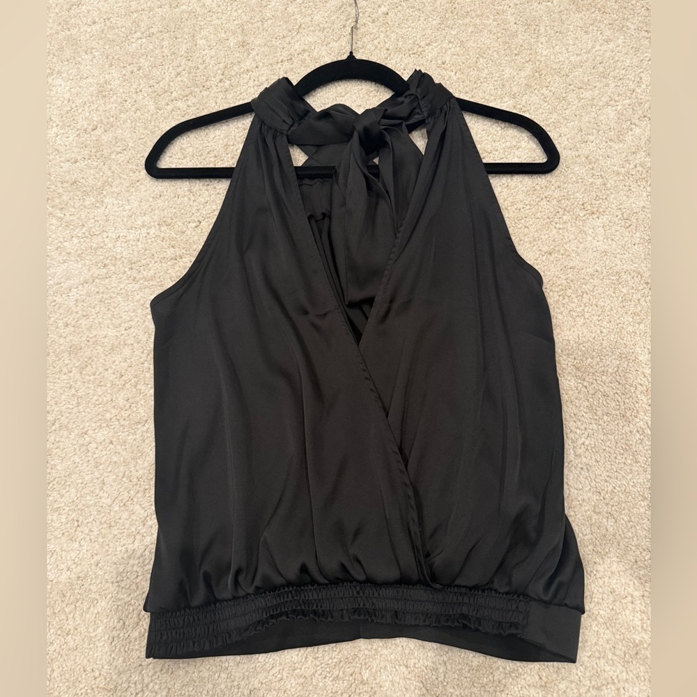 Express High Halter Tie Neck Banded Bottom Top - Picture 4 of 4